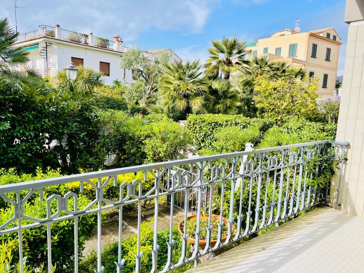 Sorrento Life 1 Apartment ซานตาเญลโล ภายนอก รูปภาพ